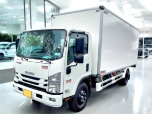 XE TẢI ISUZU NQR75LE4 5 TẤN THÙNG BẢO ÔN