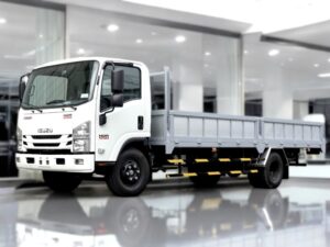 XE TẢI ISUZU NQR75LE4 5 TẤN THÙNG LỬNG