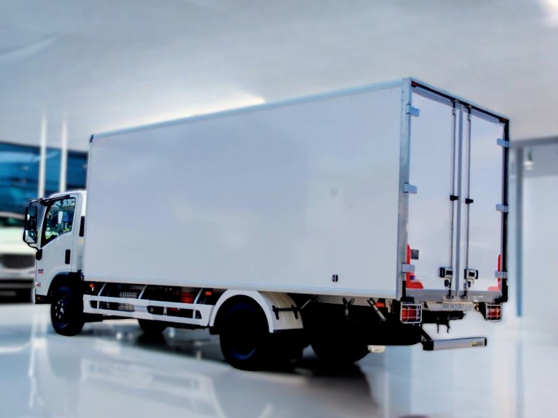 XE TẢI ISUZU NQR75ME4 5 TẤN THÙNG BẢO ÔN - Ảnh 5