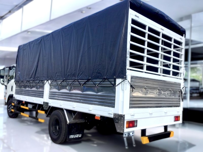 XE TẢI ISUZU NQR75ME4 5 TẤN THÙNG MUI BẠT - Ảnh 5