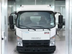 Alternative view of XE TẢI ISUZU QKR77FE4 1 TẤN THÙNG BẢO ÔN