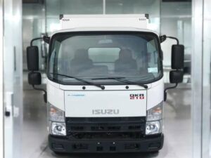 Alternative view of XE TẢI ISUZU QKR77FE4 1 TẤN THÙNG BẢO ÔN