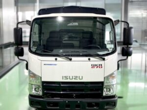 Alternative view of XE TẢI ISUZU QKR77HE4 1.9 TẤN THÙNG MUI BẠT