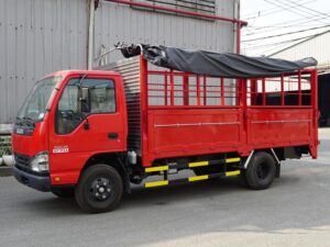XE TẢI ISUZU QKR77HE4 1.9 TẤN THÙNG MUI BẠT BỬNG NÂNG