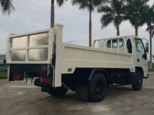 Alternative view of XE TẢI ISUZU QKR77HE4 2.3 TẤN THÙNG LỬNG BỬNG NÂNG