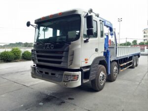 XE TẢI JAC 4 CHÂN 15 TẤN GẮN CẨU TADANO 5 TẤN ZT504