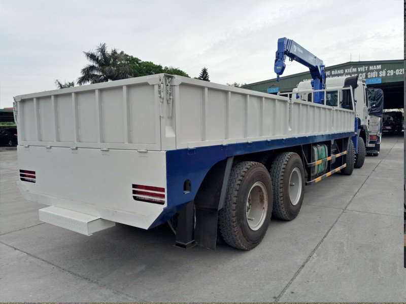 XE TẢI JAC 4 CHÂN 15 TẤN GẮN CẨU TADANO 5 TẤN ZT504 - Ảnh 4