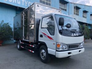 XE TẢI JAC L250 2.4 TẤN THÙNG KÍN GẮN BỬNG NÂNG