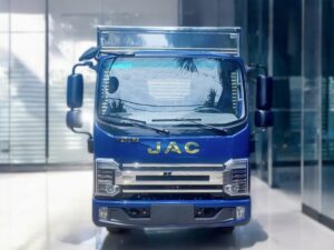 Alternative view of XE TẢI JAC N200S E5 1.9 TẤN THÙNG KÍN ĐỘNG CƠ CUMMIN