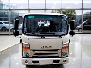 Alternative view of XE TẢI JAC 350S 3.45 TẤN THÙNG LỬNG ĐỘNG CƠ CUMMIN