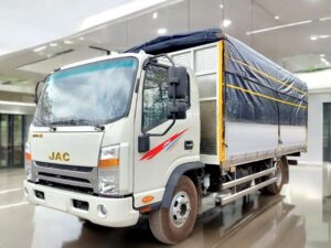 XE TẢI JAC N500 5 TẤN THÙNG MUI BẠT ĐỘNG CƠ CUMMIN