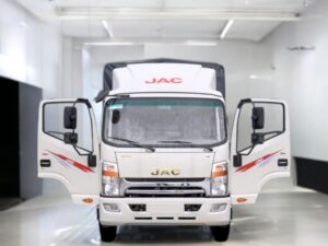 Alternative view of XE TẢI JAC N800 PLUS 8.5 TẤN THÙNG BẠT ĐỘNG CƠ CUMMINS